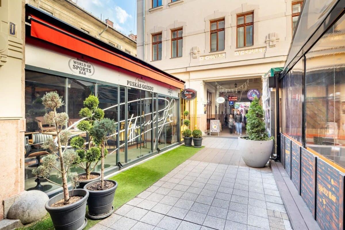 Mini Ultra Central Studio Budapeste Exterior foto